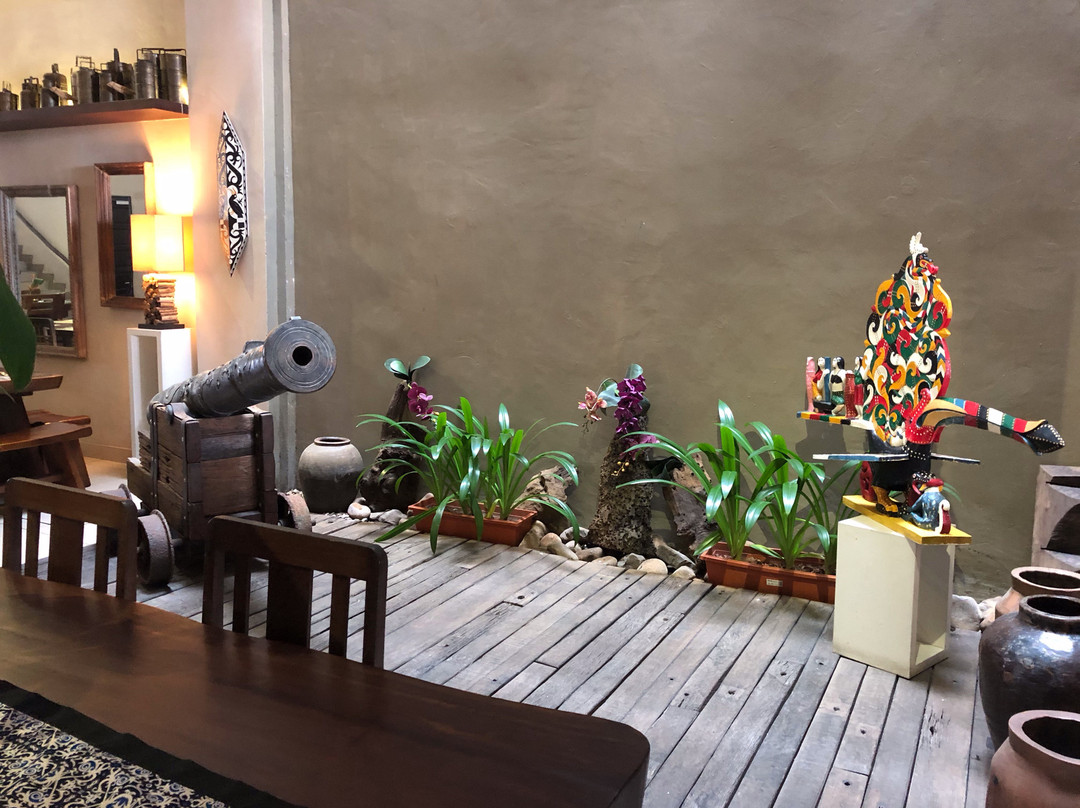 王后精品套房酒店主图