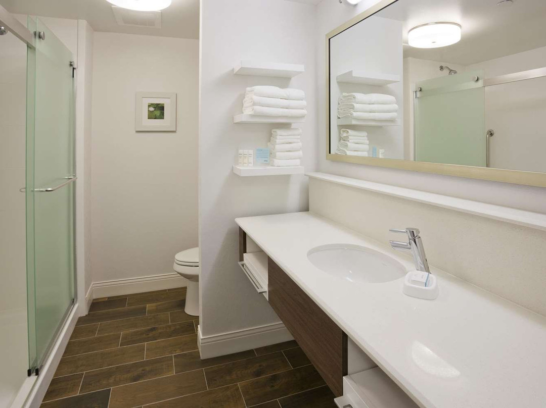 Hampton Inn Minneapolis-Roseville主图