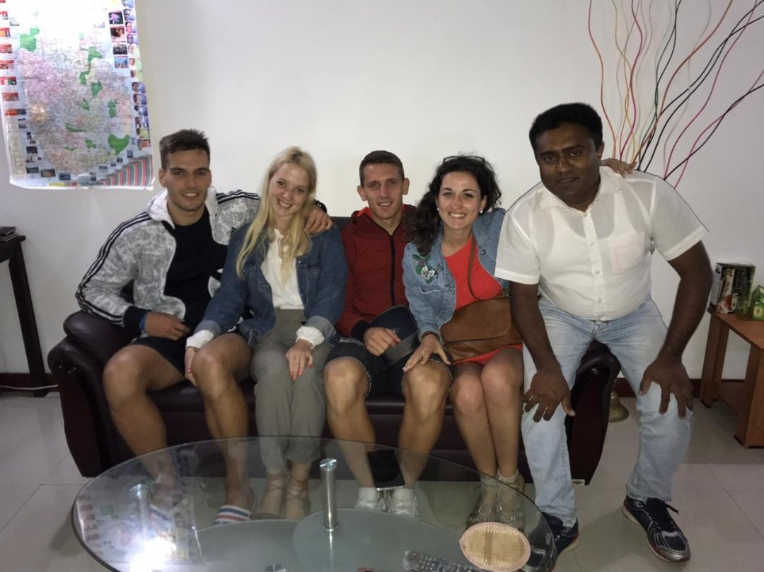 Looking Sri Lanka Tours-佩拉德尼亚必去景点