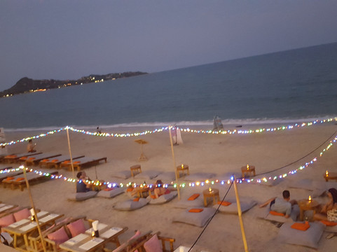 里奇度假村海滨酒店