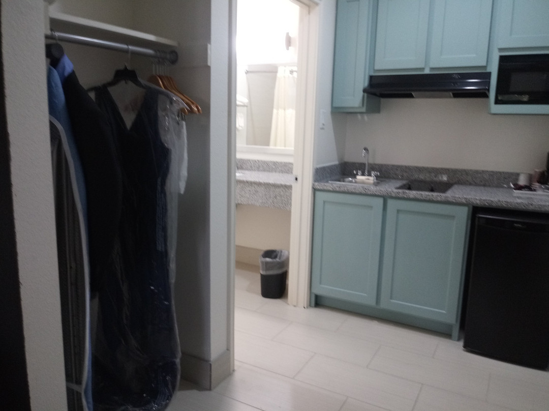 Scottish Inn & Suites主图