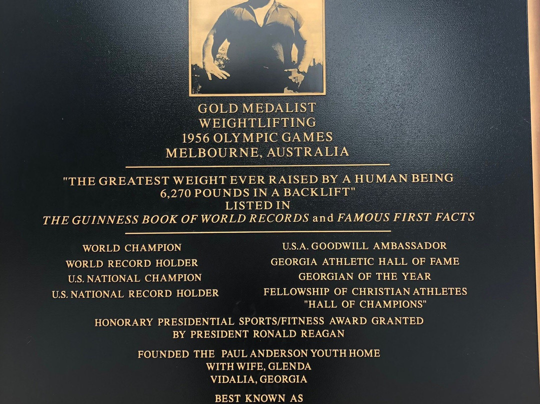 Paul Anderson Memorial Park-Toccoa必去景点