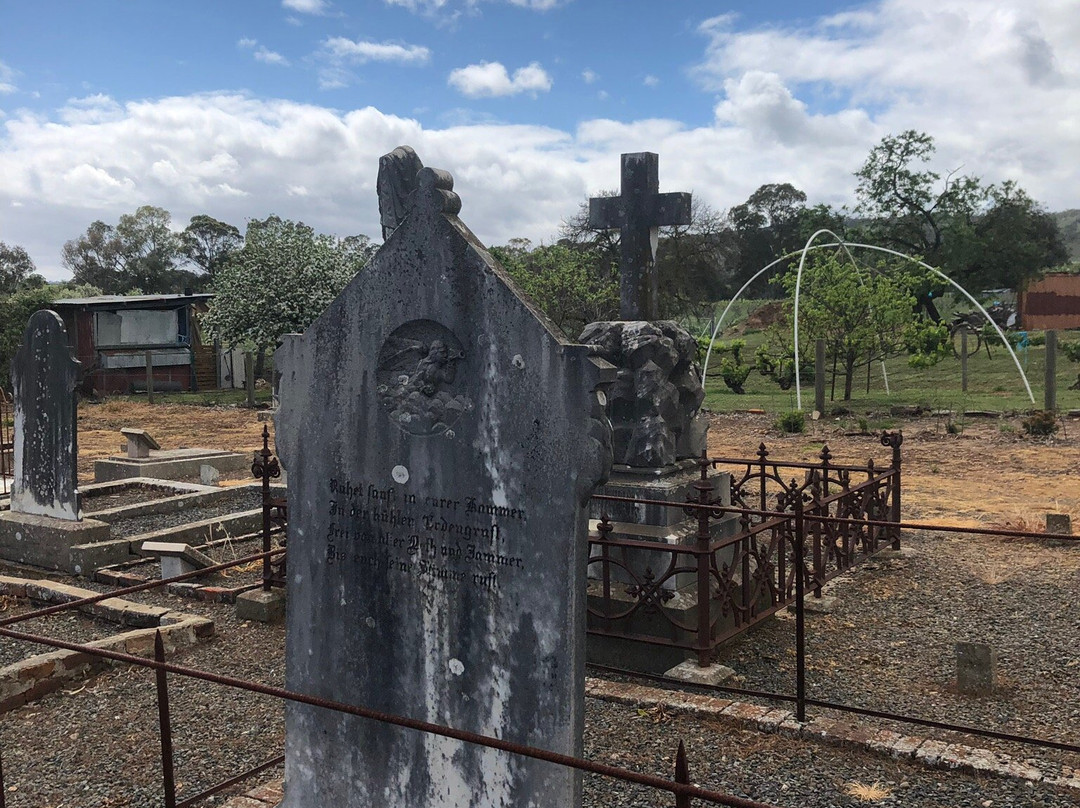 Bethany Pioneer Cemetery景点图片