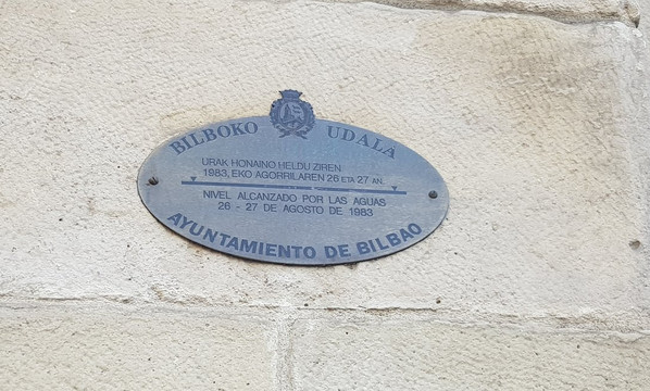 Freetour-毕尔巴鄂必去景点