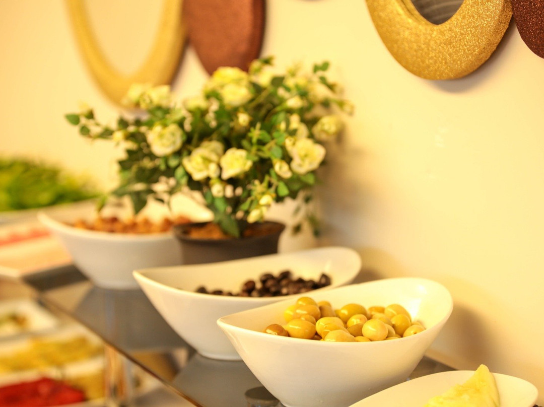 Pasha Suites Hotel & Restaurant主图