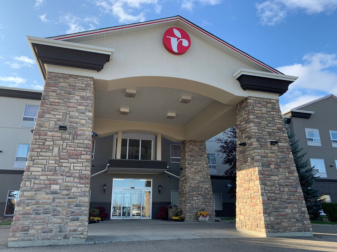 Ramada by Wyndham Westlock主图