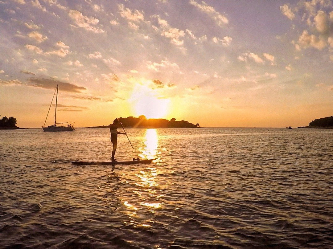 Metta Float SUP Pula-普拉必去景点