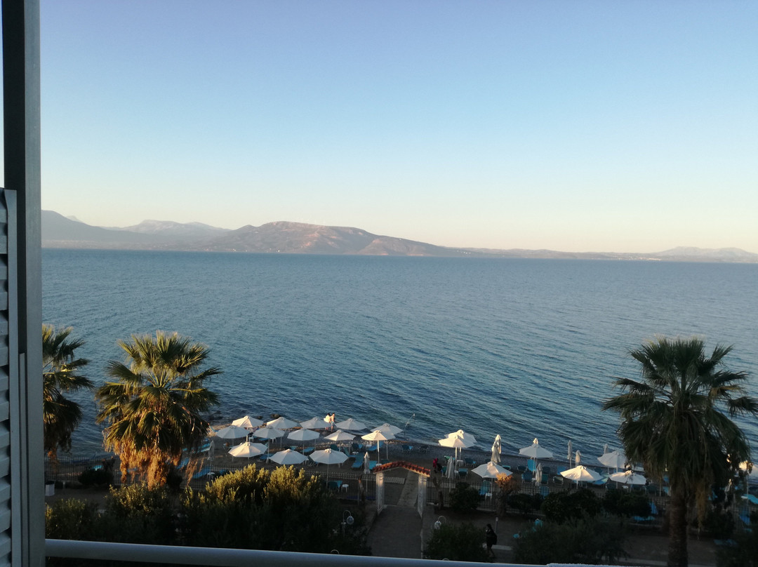 Calamos Beach Family Club Hotel主图