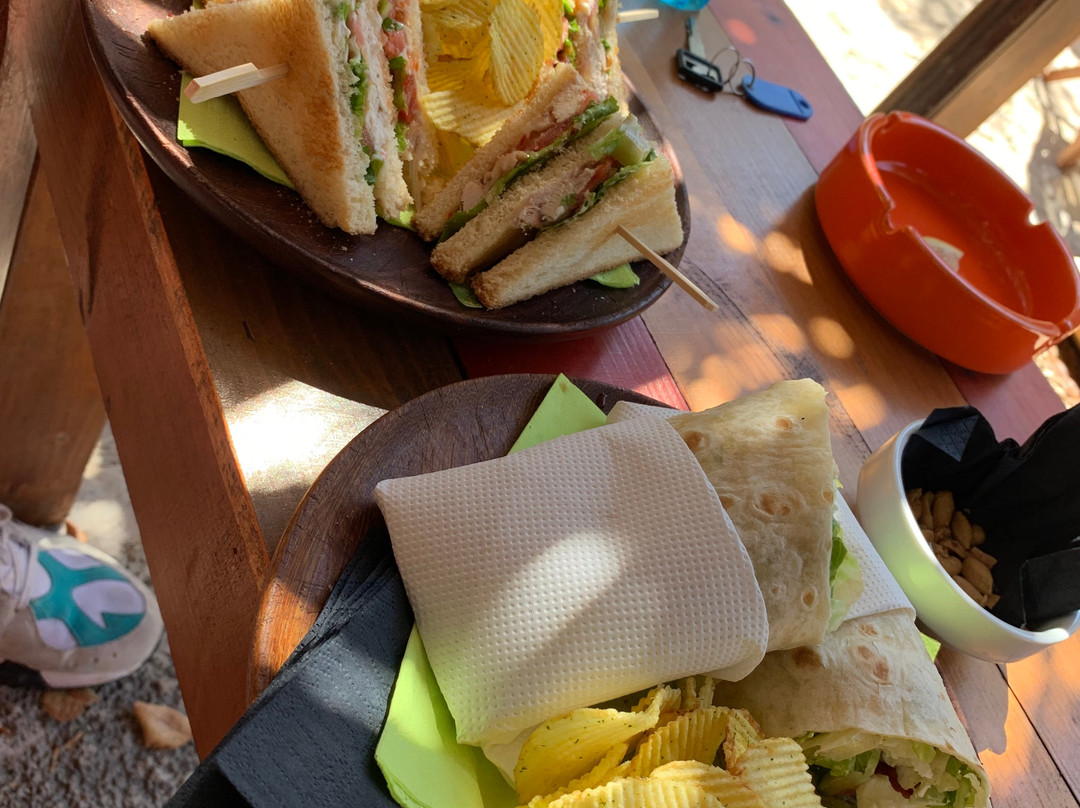 Cafe Del Mundo-Karlovasi必去景点