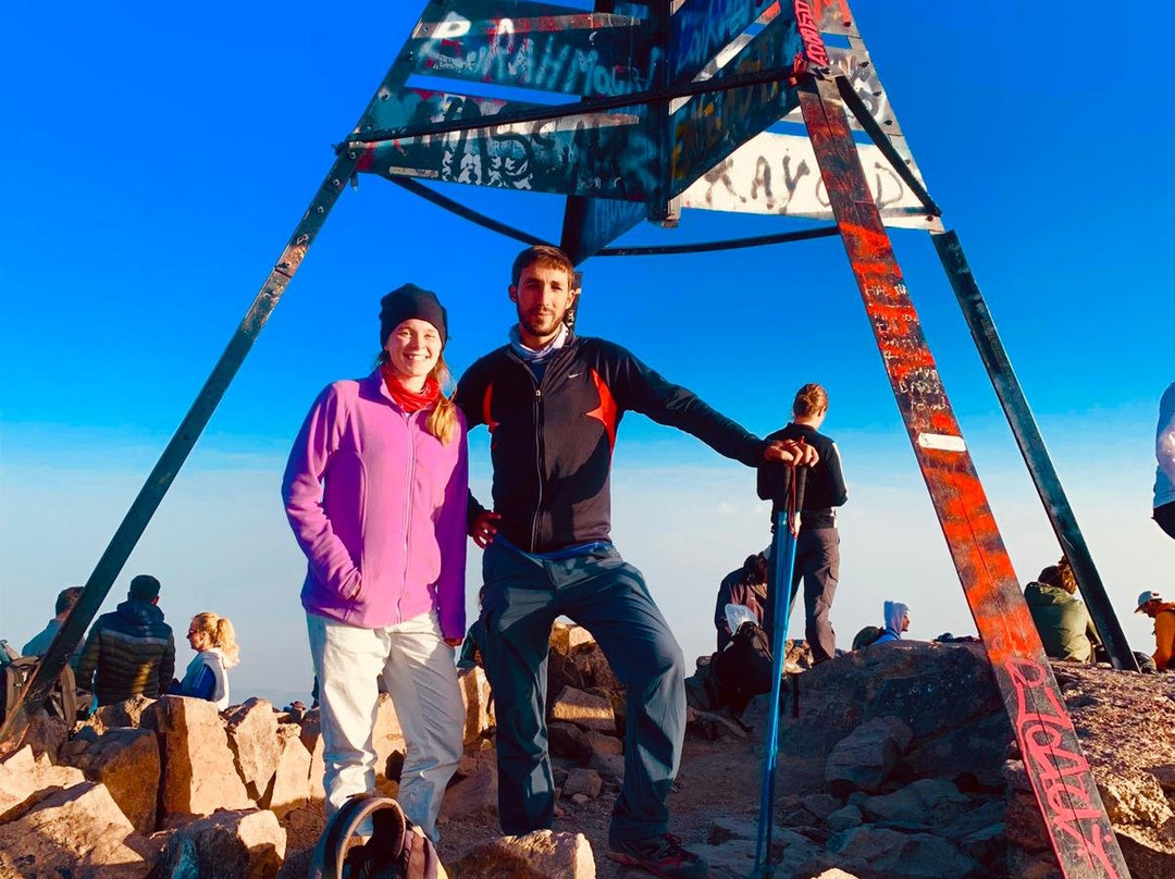 Toubkal Treks-伊姆利勒必去景点