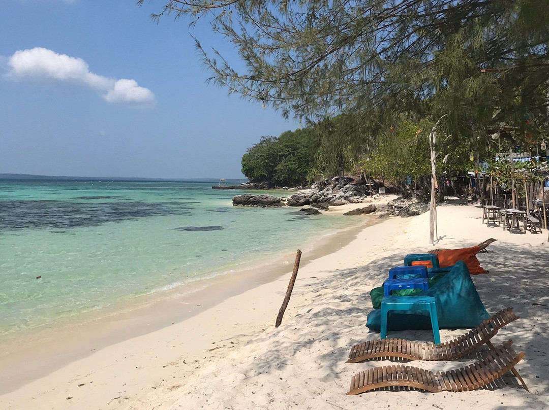 Tanjung Gelam Beach-卡里蒙加瓦必去景点