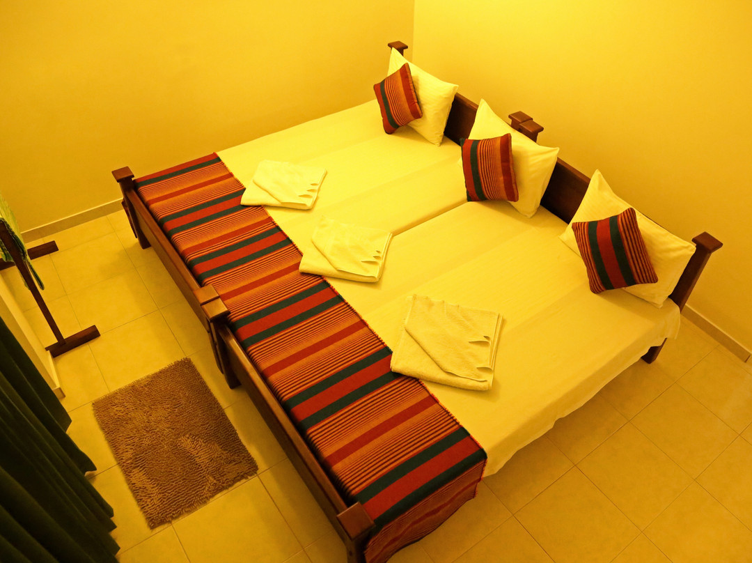 Embilipitiya酒店住宿-Vishmee Holiday Inn