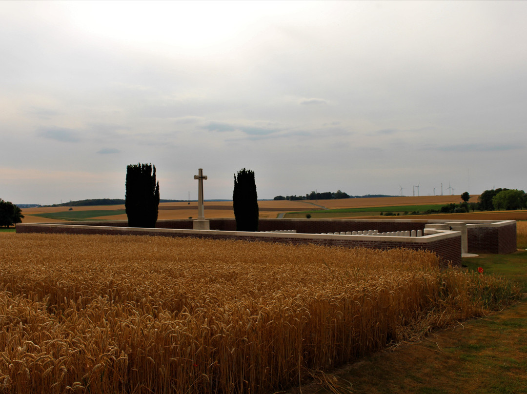 Rancourt Military Cemetery景点图片