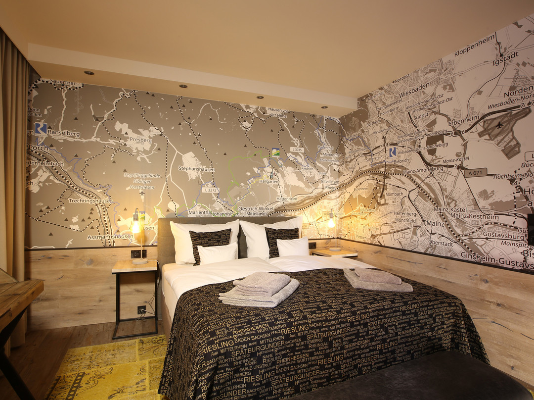 Naegler´s Fine Lounge Hotel主图