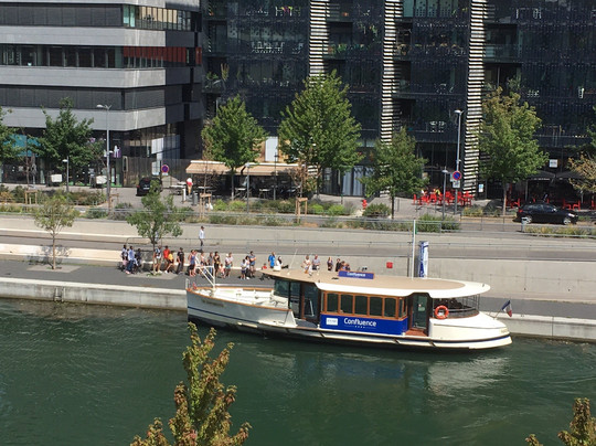 Le Vaporetto-里昂必去景点