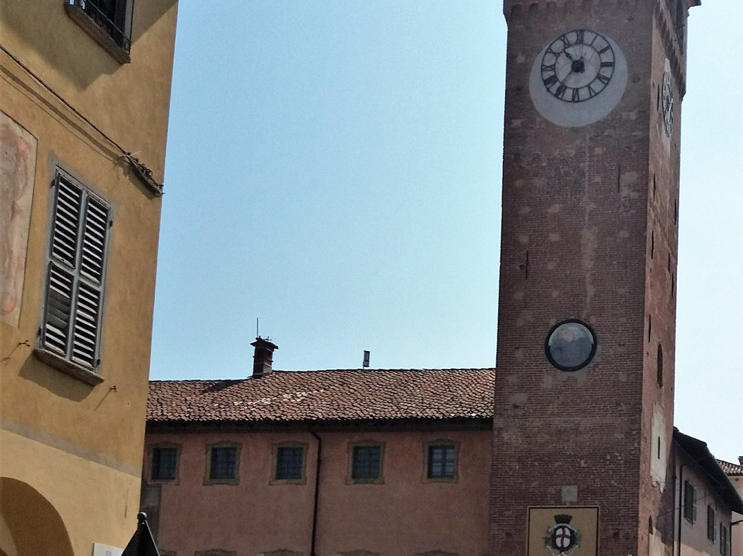 Torre civica e Palazzo Comunale-凯拉斯科必去景点