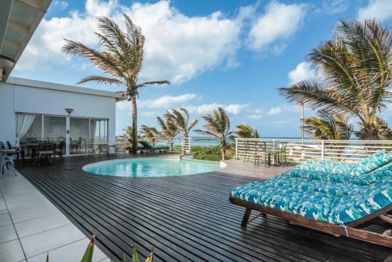 Bentley On The Beach主图