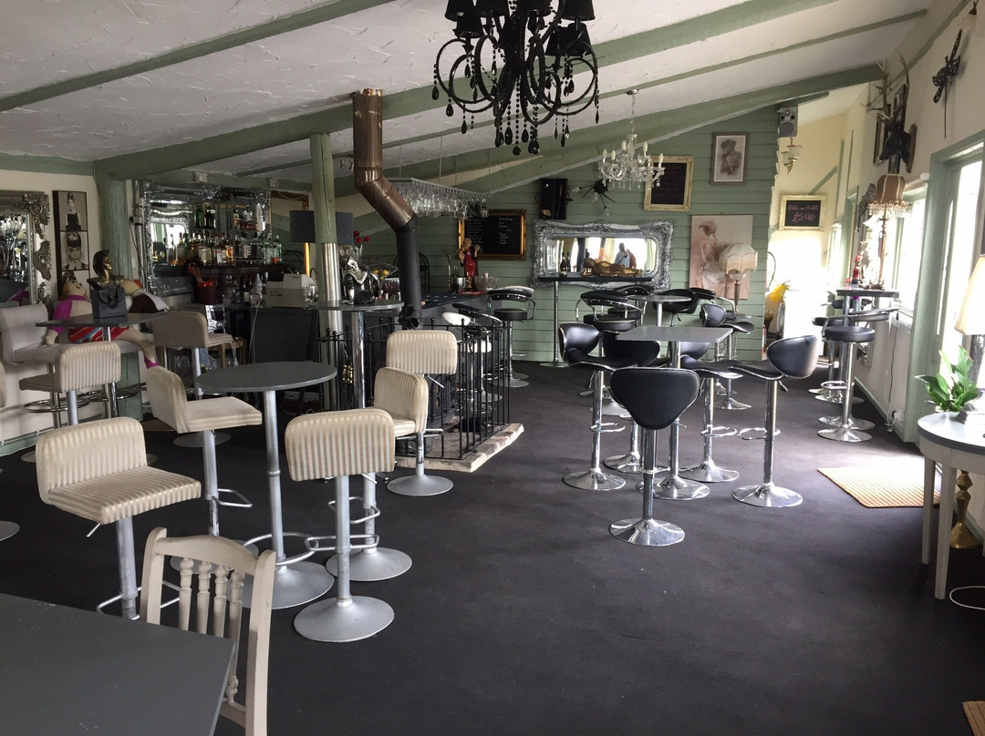 The Edge Accommodation主图