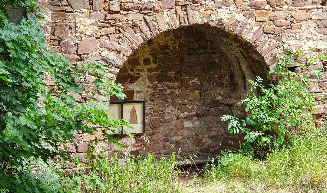 Ruins of Fulstejn Castle景点图片