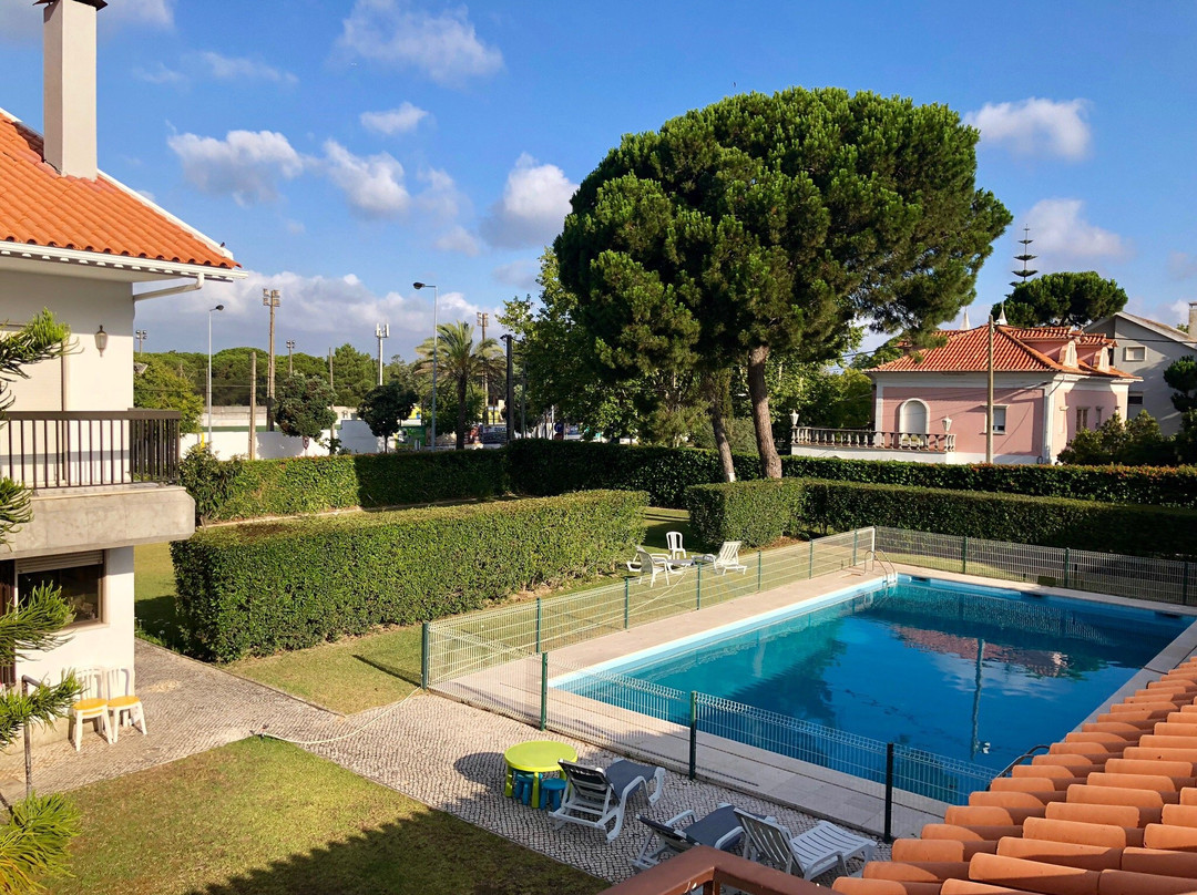 Lisbon Surf Villa