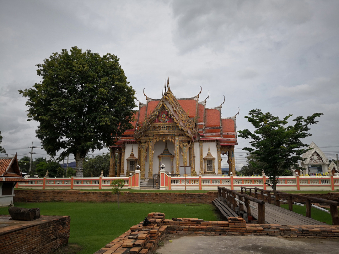 Chula Mani Temple景点图片