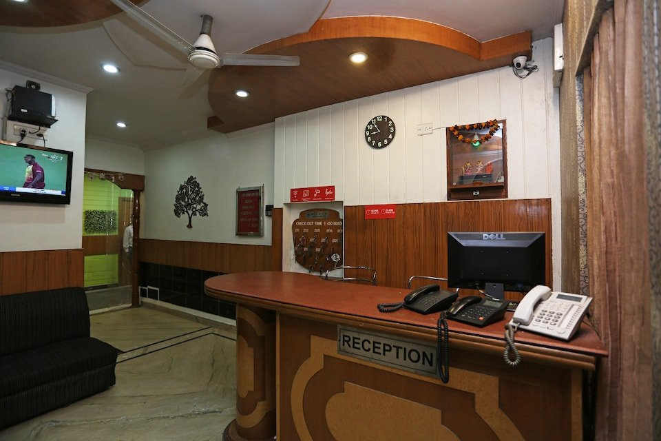 OYO Hotel Madhur Regency主图