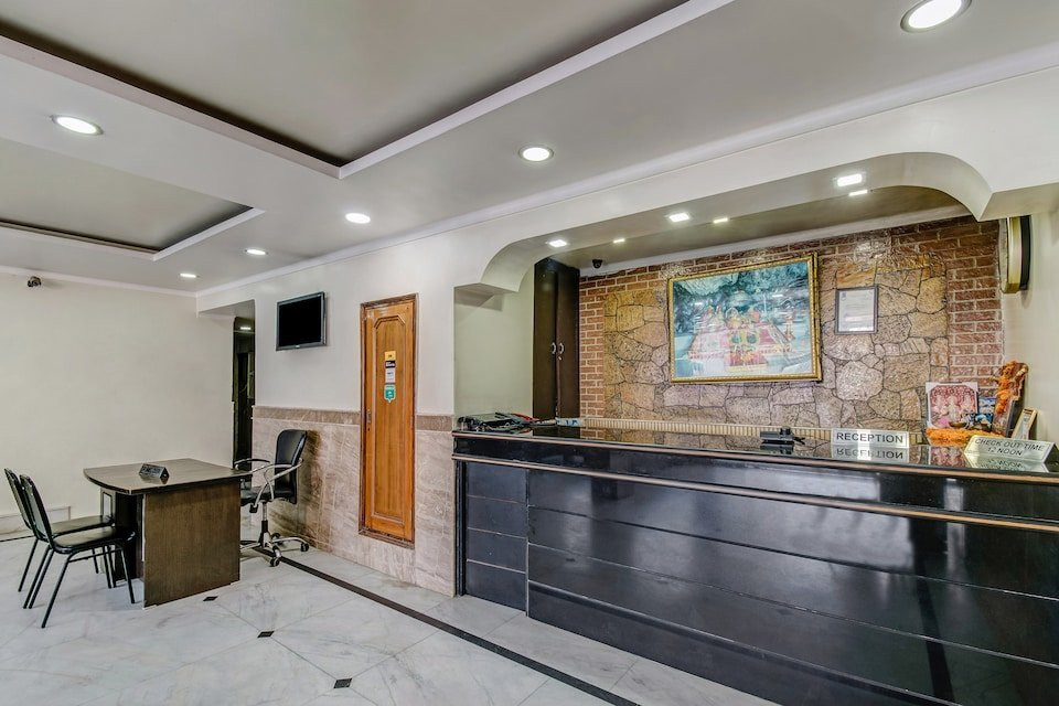 OYO 17109 Hotel Vipul Palace主图