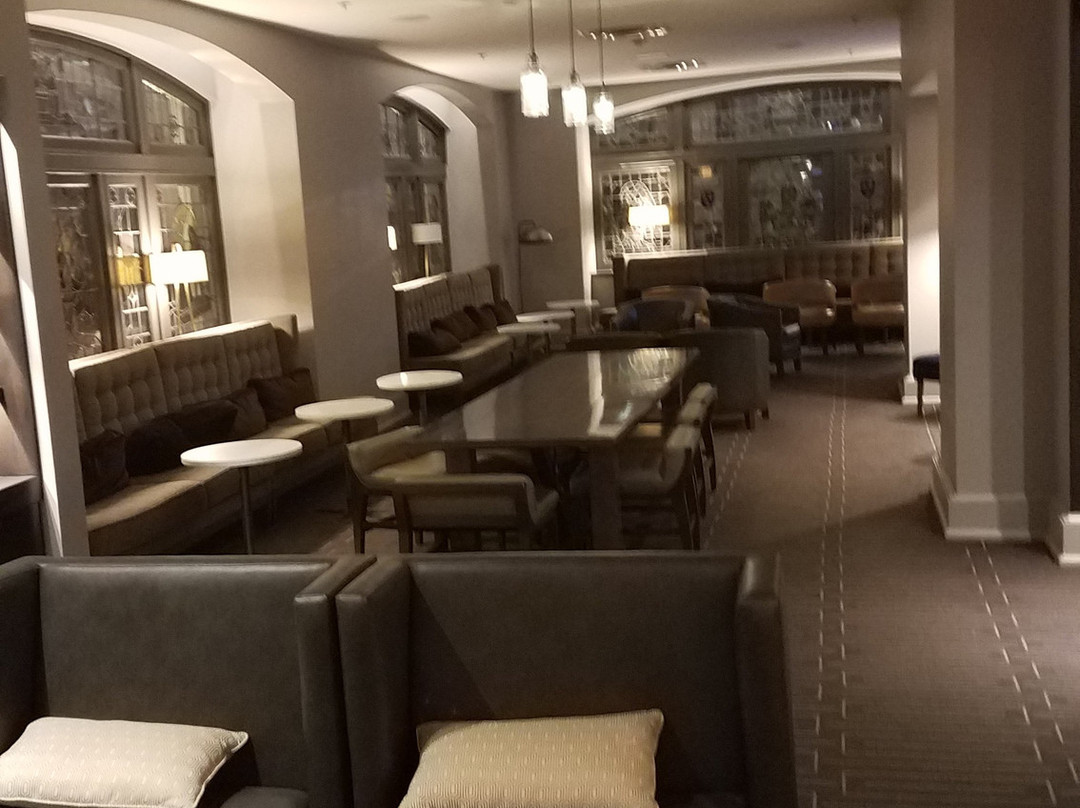 DoubleTree by Hilton Evansville主图