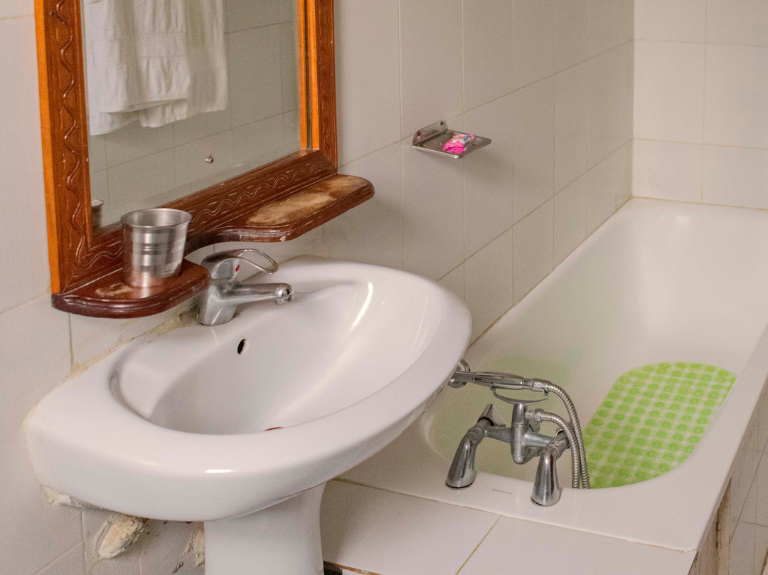 Rwenzori International Hotel主图