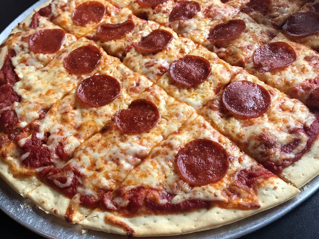 Chrisney餐馆和美食-Carolyn's Country Pizza Ria