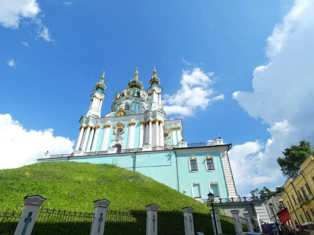 UA Destination-基辅必去景点