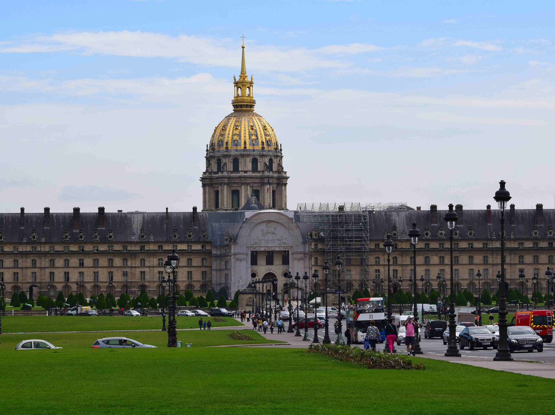 Esplanade des Invalides-巴黎必去景点