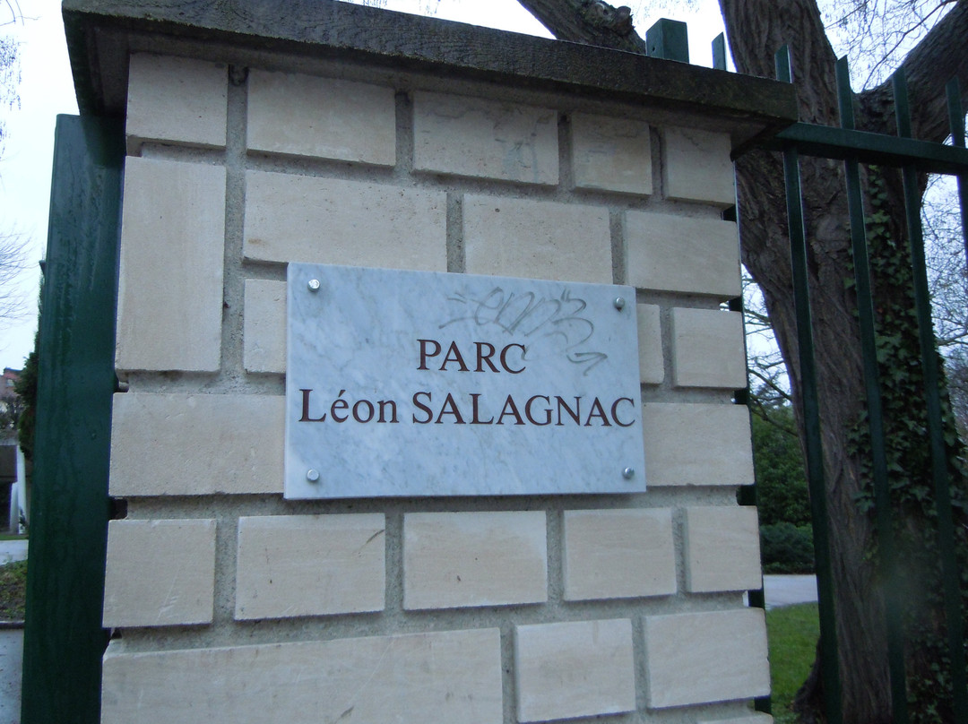 Parc Leon Salagnac景点图片