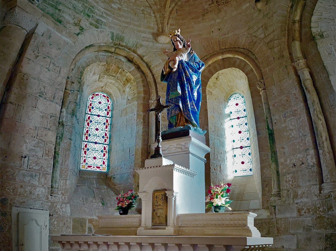 Eglise Notre-Dame-Clussais-la-Pommeraie必去景点