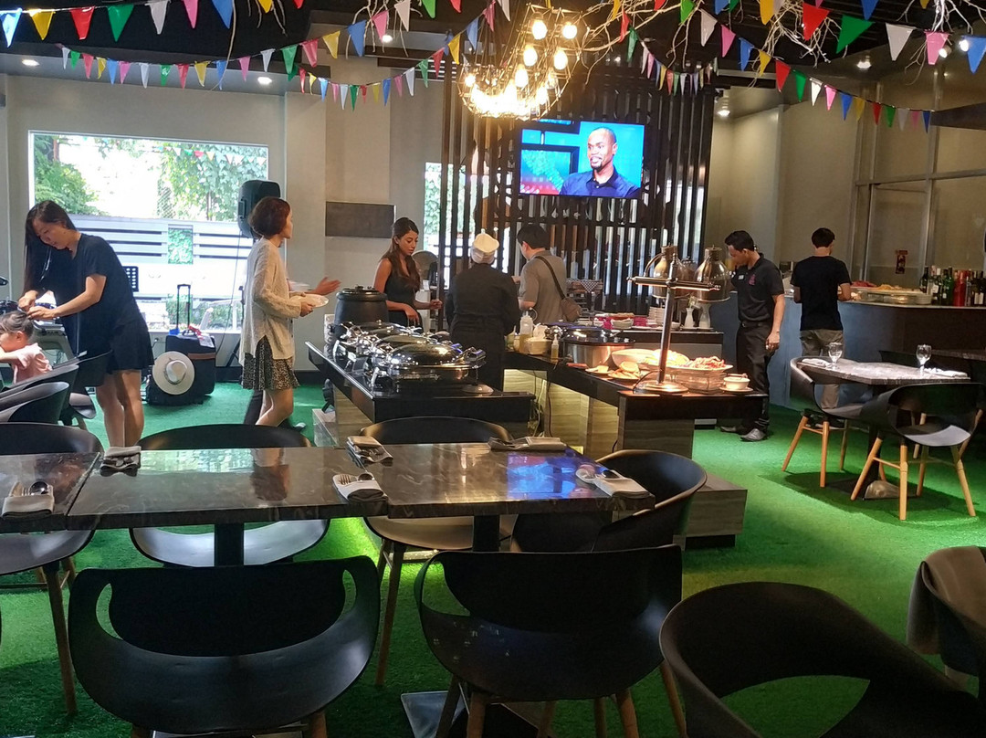 埃洛伊萨皇家套房酒店主图