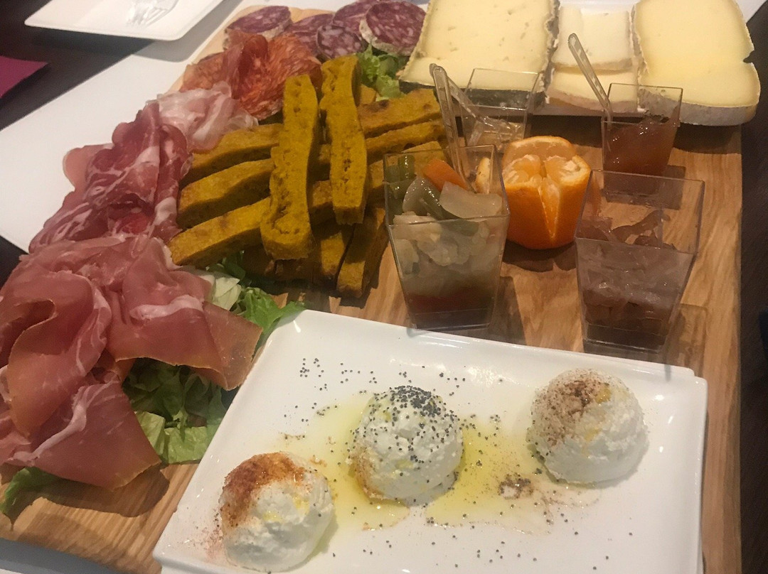 Nuovo Caffe Firenze-Gattinara必去景点