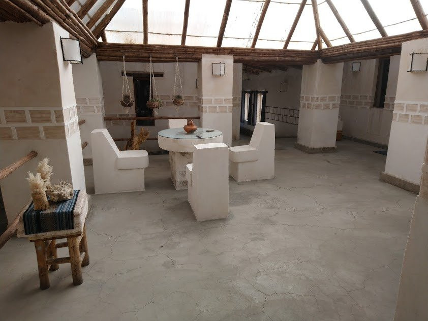 塔亚卡德萨尔酒店主图