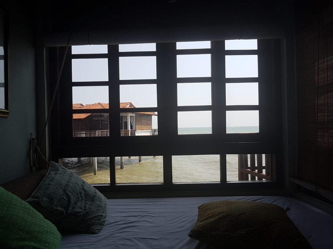 迪克森海中天港口主图