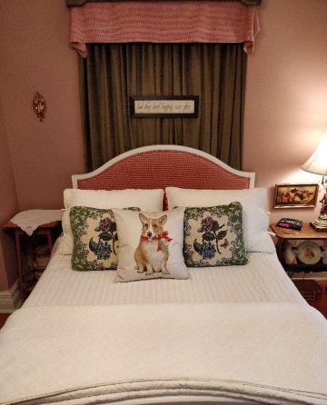 Clydesdale House-官方