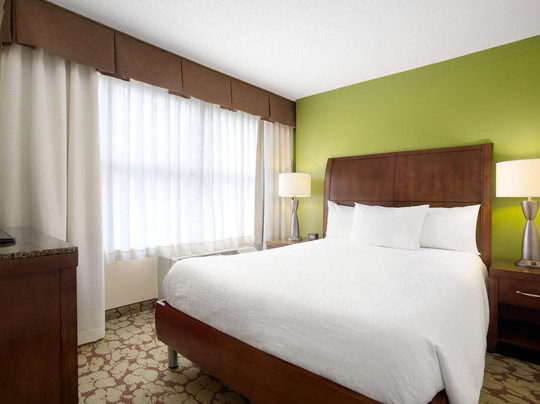 Hilton Garden Inn Atlanta Perimeter Center主图