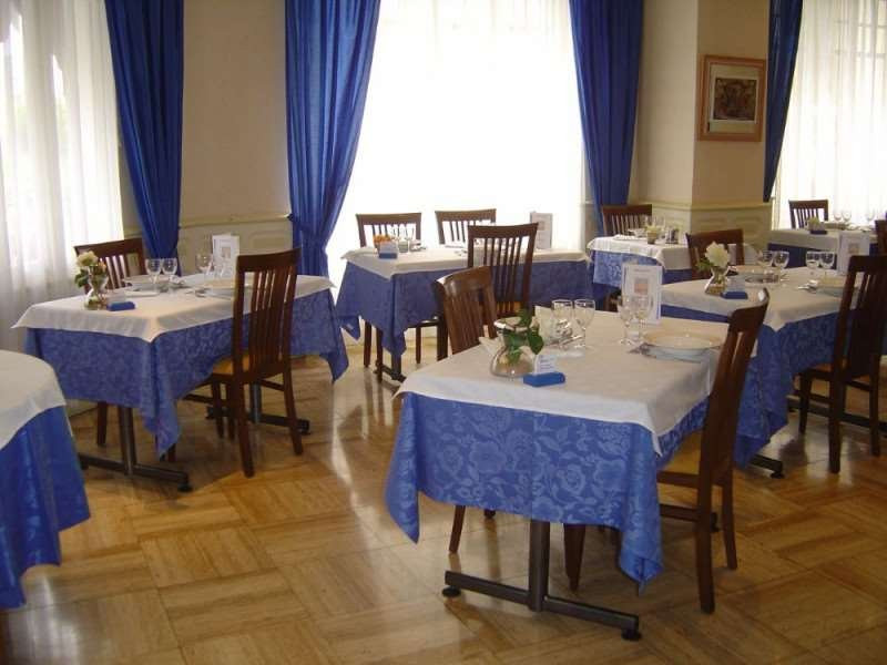Hotel De La Vallee主图