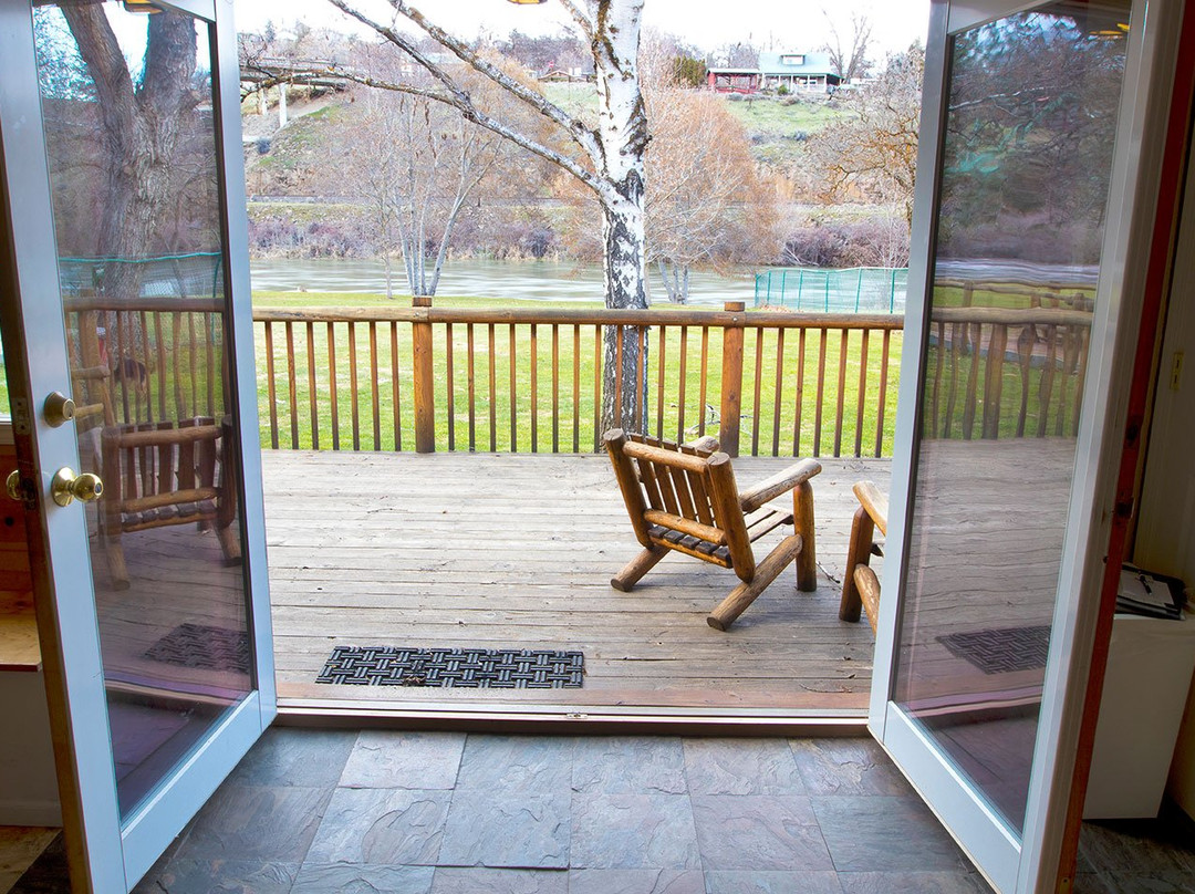 Imperial River Company主图