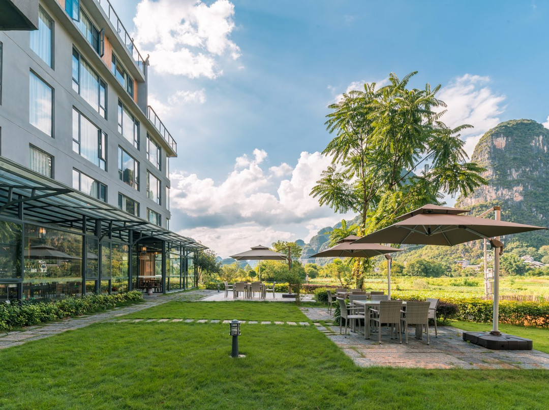 竹窗溪语度假酒店(阳朔十里画廊遇龙河店)主图