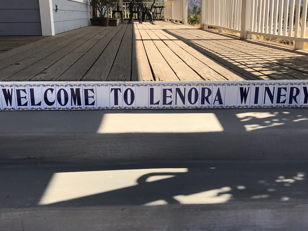 Lenora Winery景点图片
