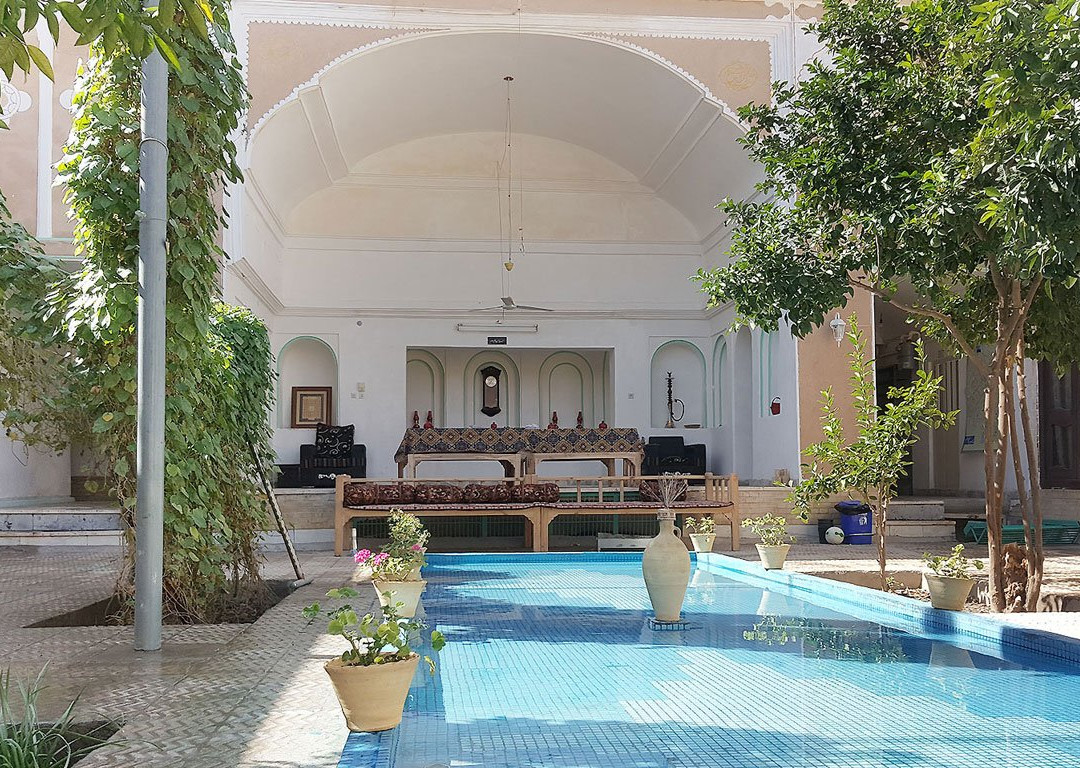 Yazd Hostel Restup