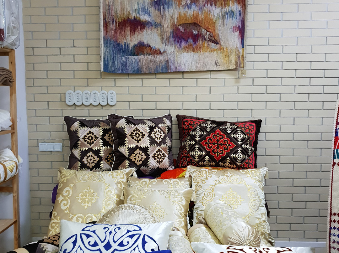 Qazaq-Oner-阿拉木图必去景点