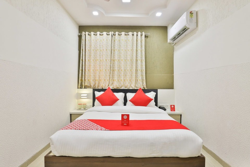 3299 Hotel Vrundavan主图