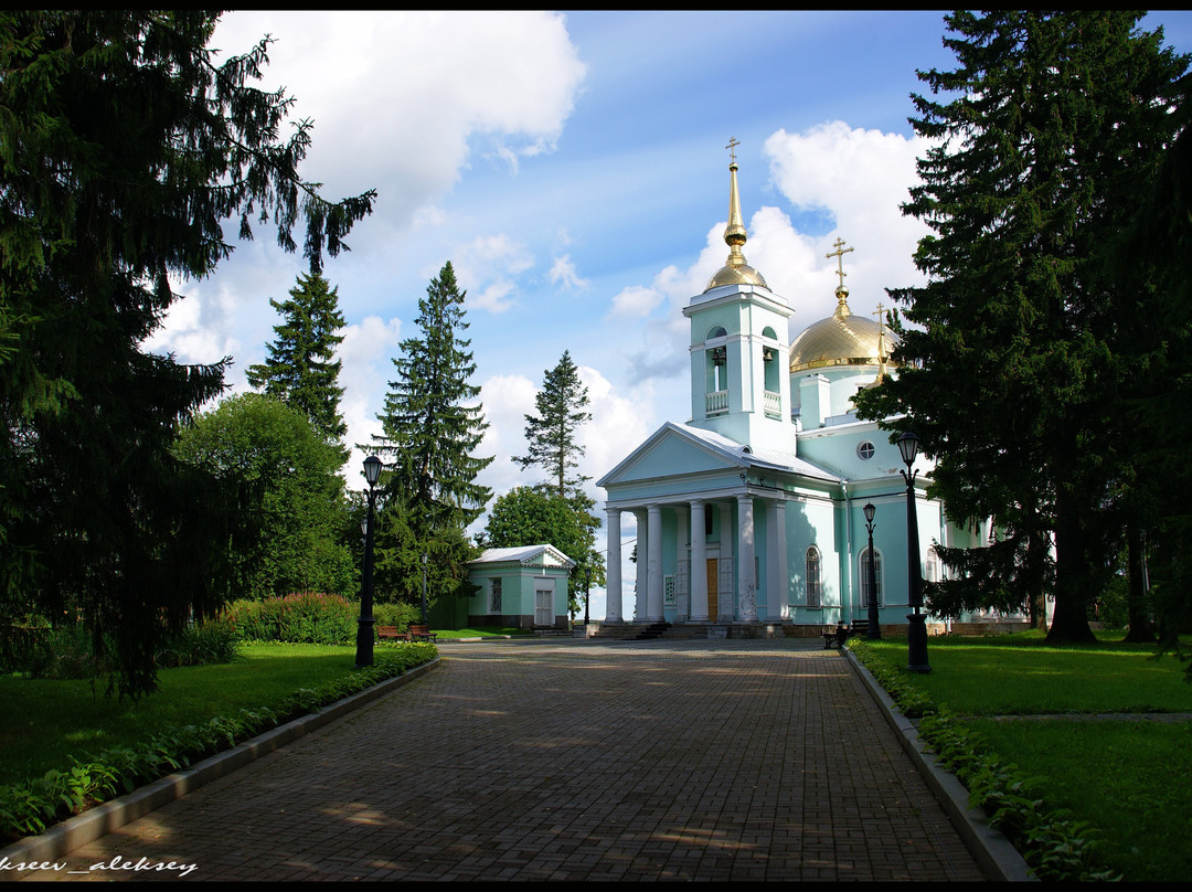 Church of The Holy Martyrs Faith, Hope, Love and Sophia景点图片