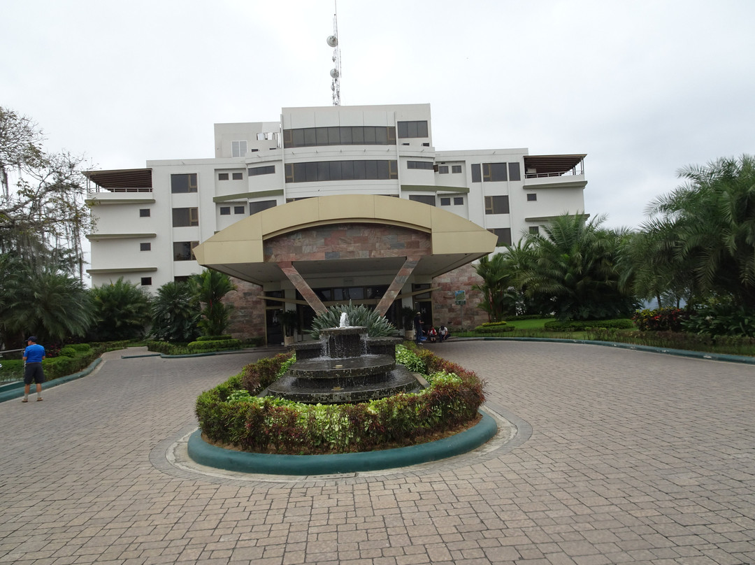 Hillary Nature Resort & Spa主图