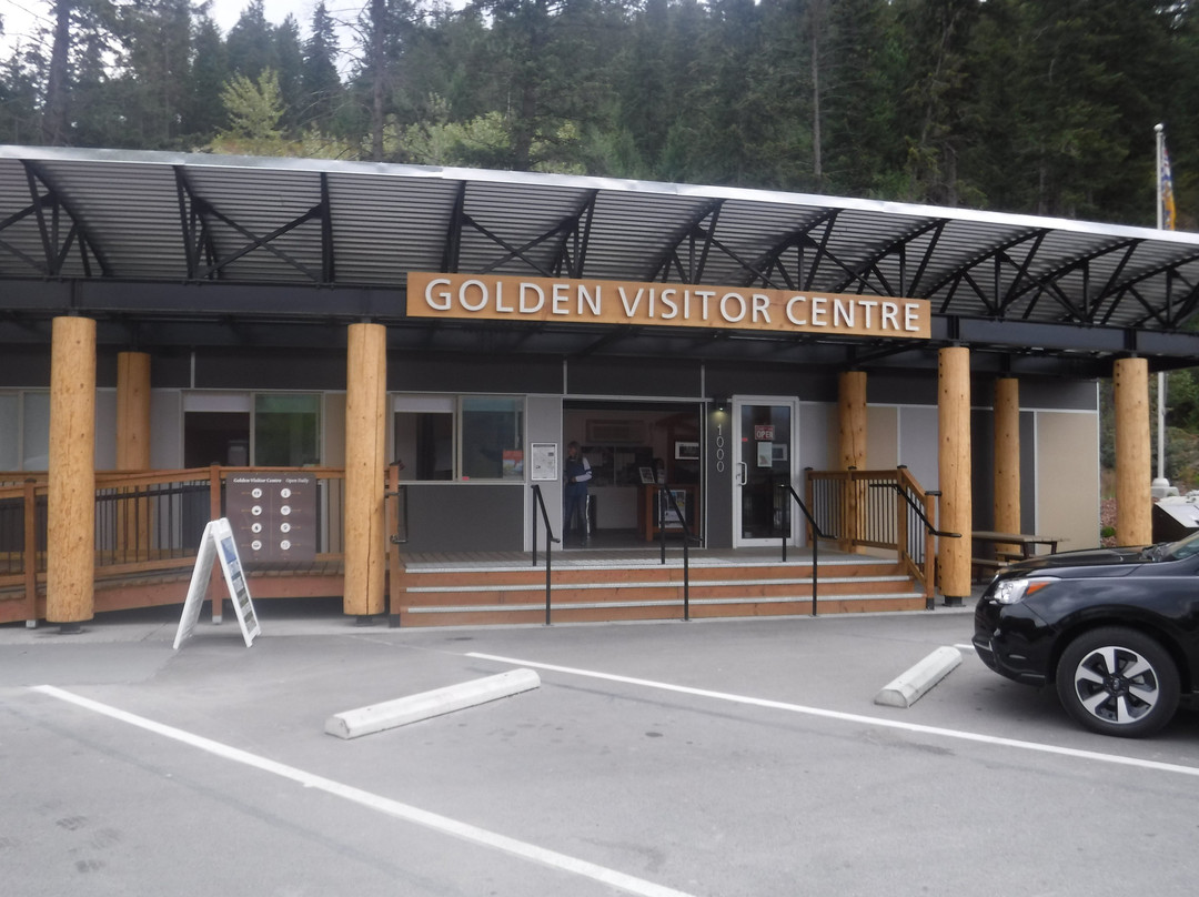 Golden Visitor Centre景点图片